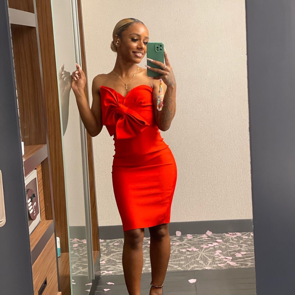 Red bow Fashionnova strapless dress